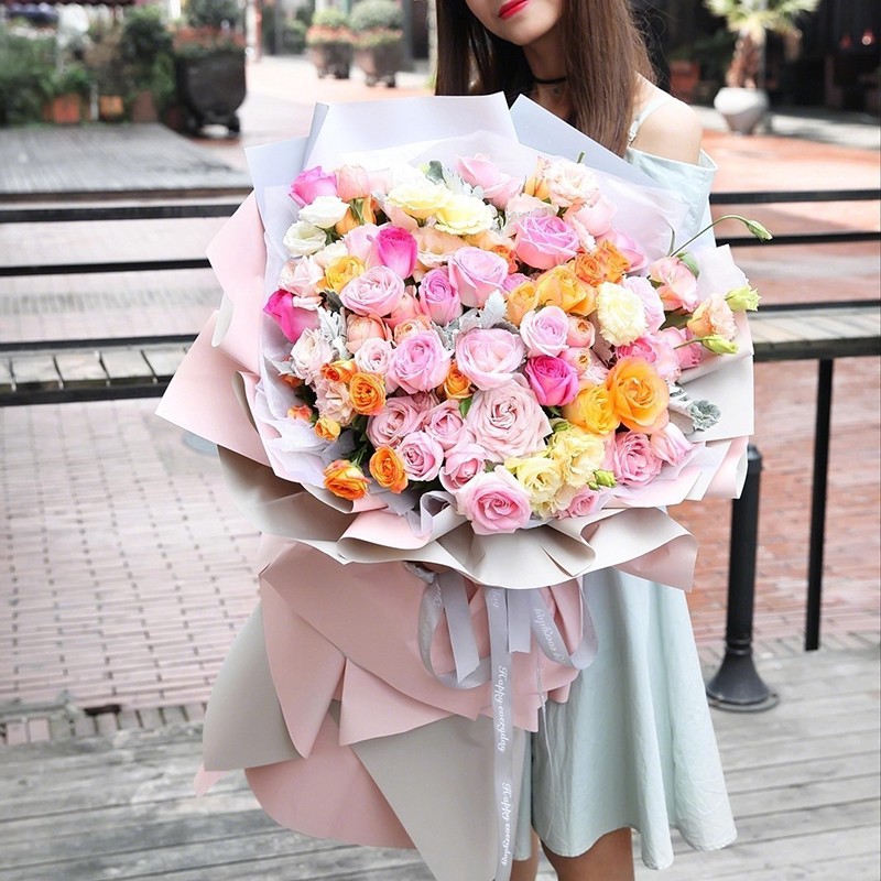 浪漫满屋-韩式巨型花束