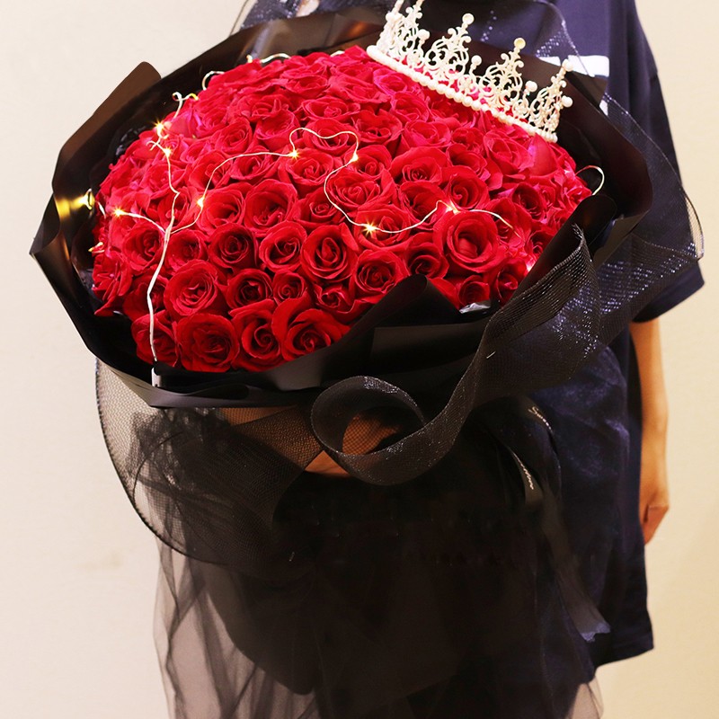 深爱不弃-99朵黑纱款红玫瑰鲜花花束